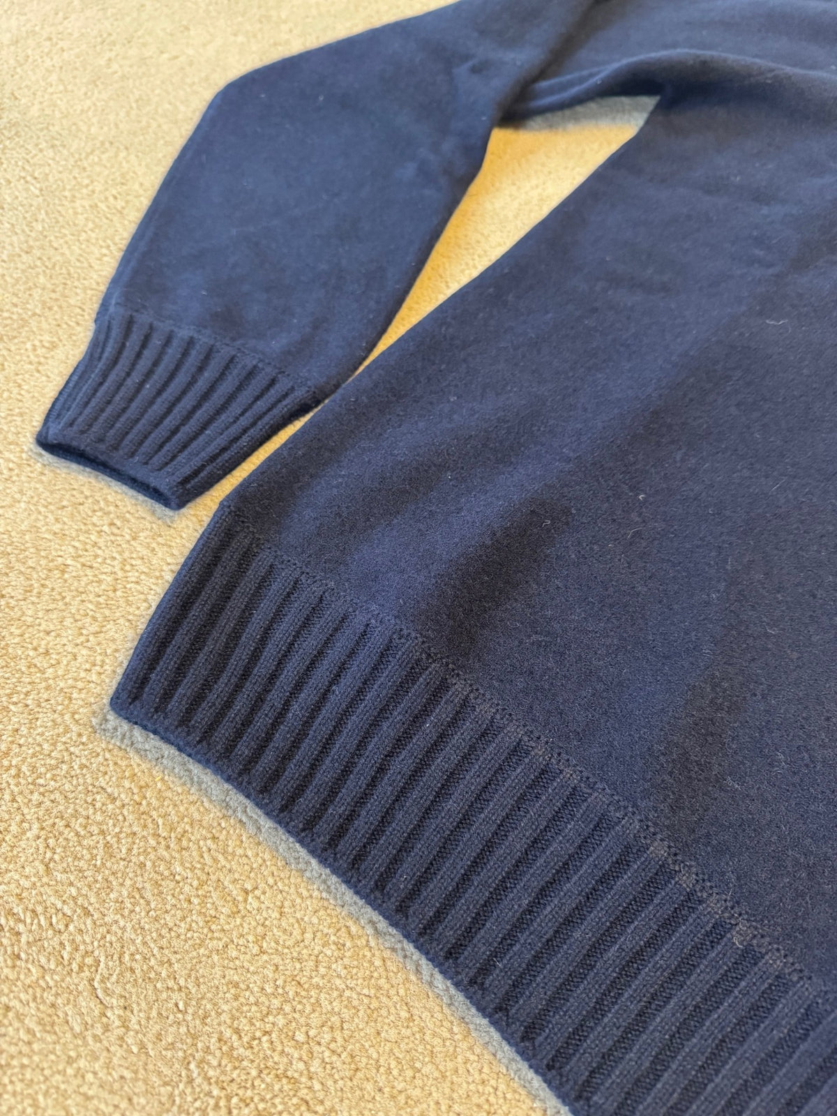 Gran Sasso Hette-genser Felted Cashmere Marine