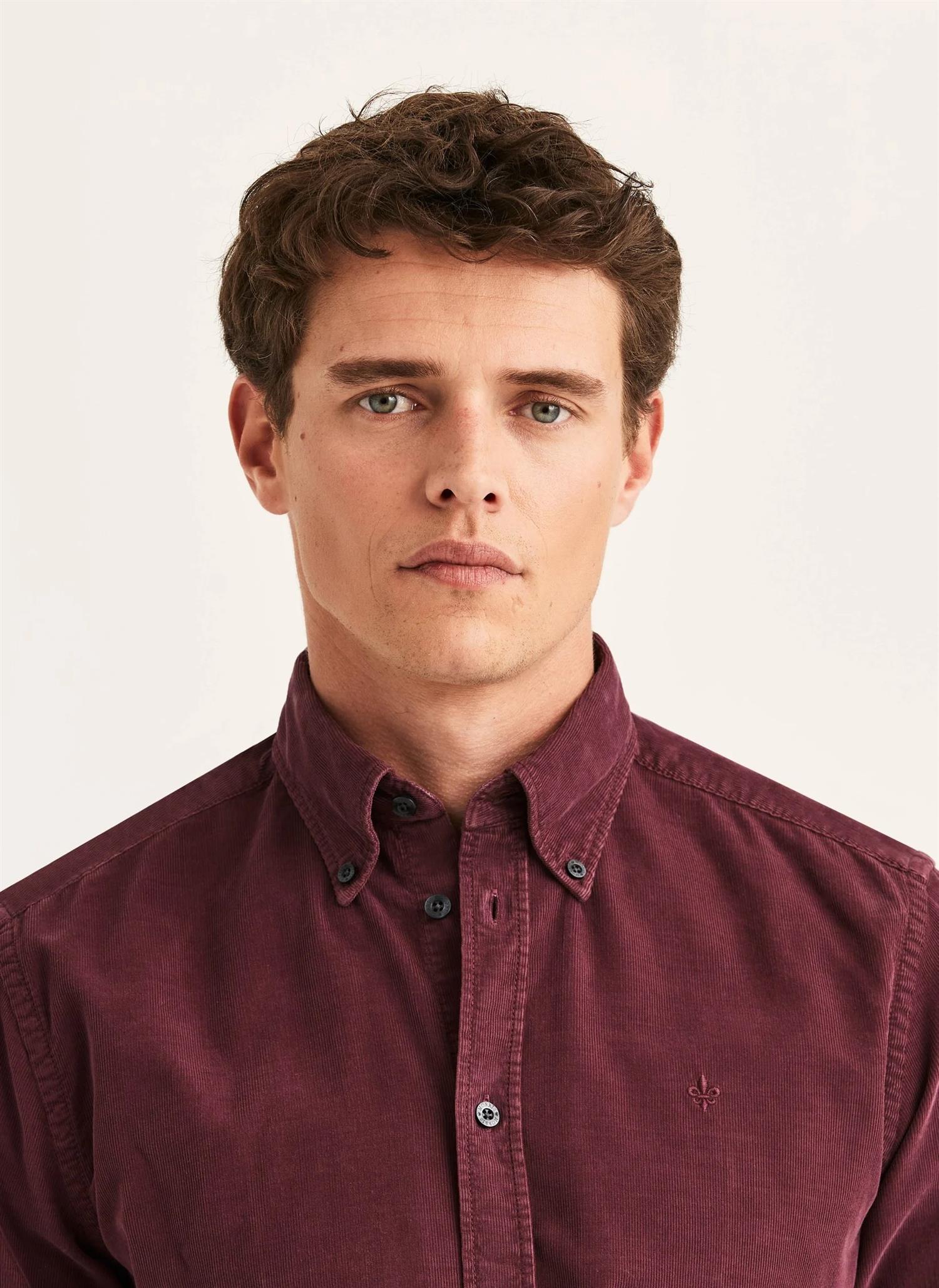 Morris Douglas Cord Skjorte Vinrød