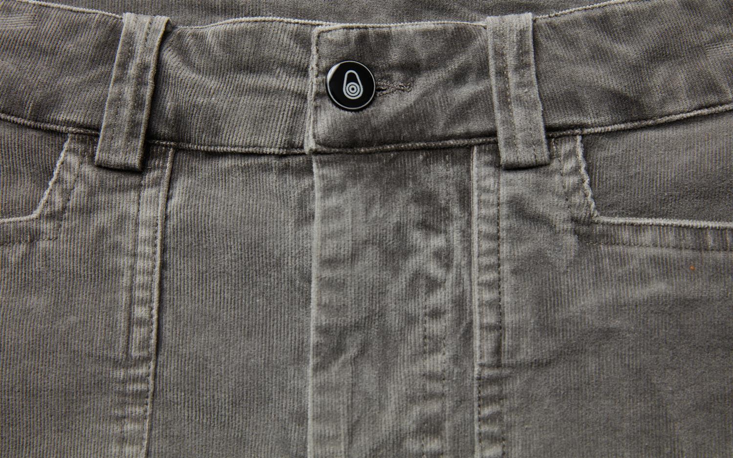 Sail Racing Grinder Corduroy Shorts Grå