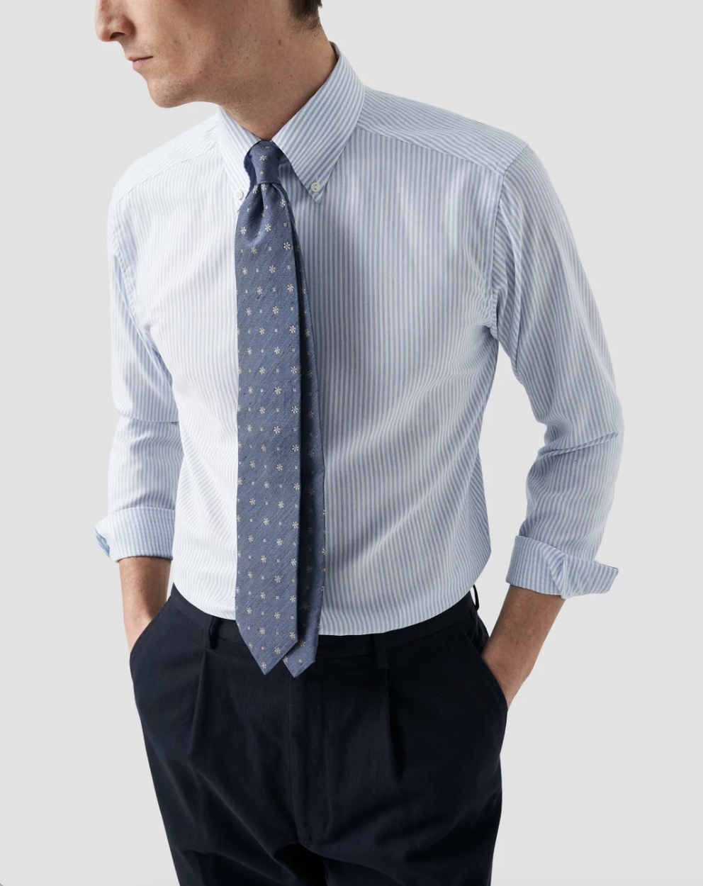 Eton Skjorte Slim Fit Blå Stripet med slips og skjorte på mann
