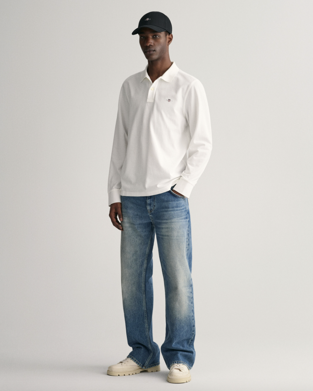 Gant Langermet Pique Bomull Hvit helfigur med jeans
